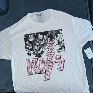 Forever 21 KISS Graphic Tee